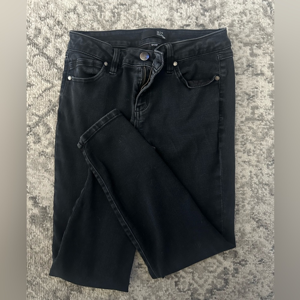 1822 Denim Black Skinny Jeans
